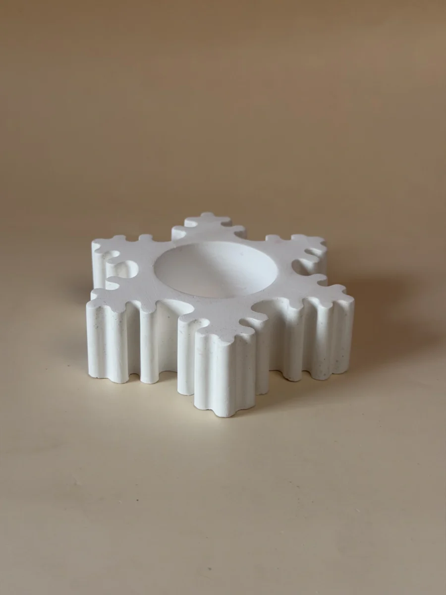 Porta-velas Floco branco, em forma de floco de neve com cavidade central